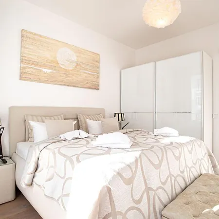 First Wolke 7 * Sellin (Rugen)